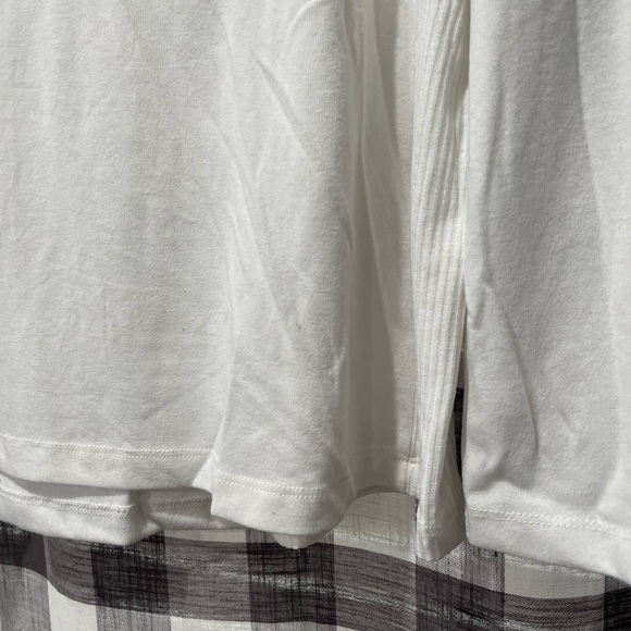 White Thankful Long Sleeve Tee - Picture 4 of 5